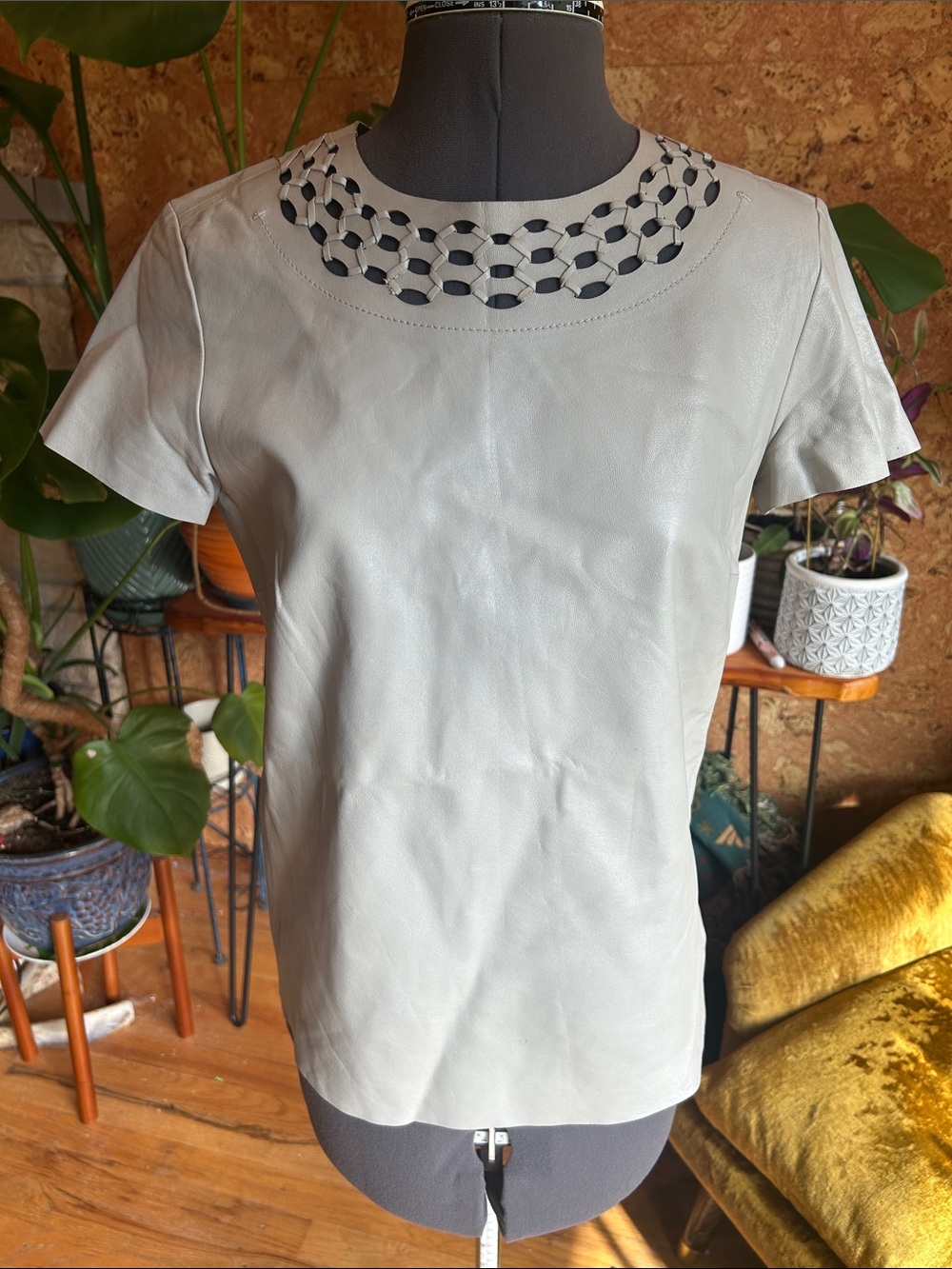 Diane Von Furstenberg Light Gray Soft Natural Leather Shirt w/ Neck Cutouts ✨EUC
